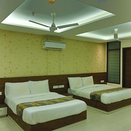 Hotel Golden Leaf Mohali Luaran gambar
