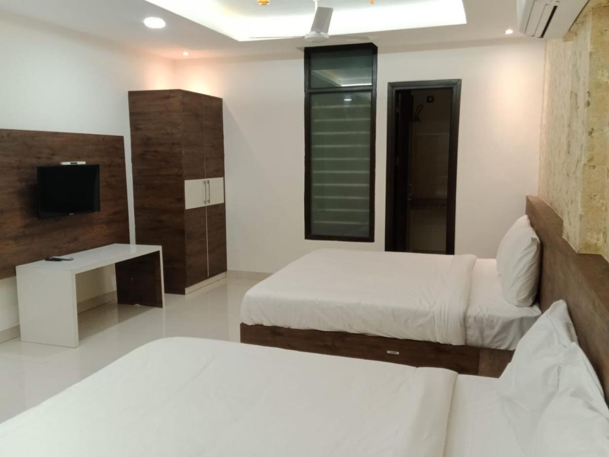 Hotel Golden Leaf Mohali Luaran gambar